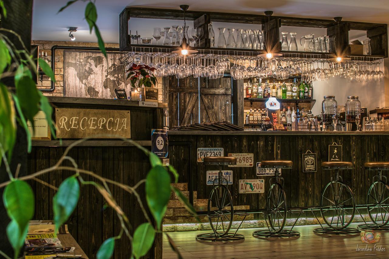 Old Tree Village & Restaurant Oswiecim Exterior photo